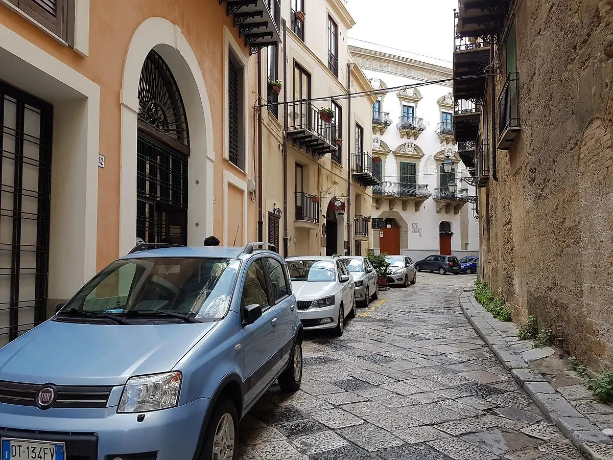 Apartament Bed & Parking Palermo