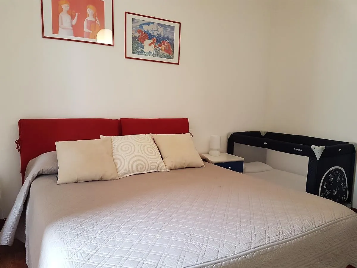 Bed & Parking Apartment Palermo