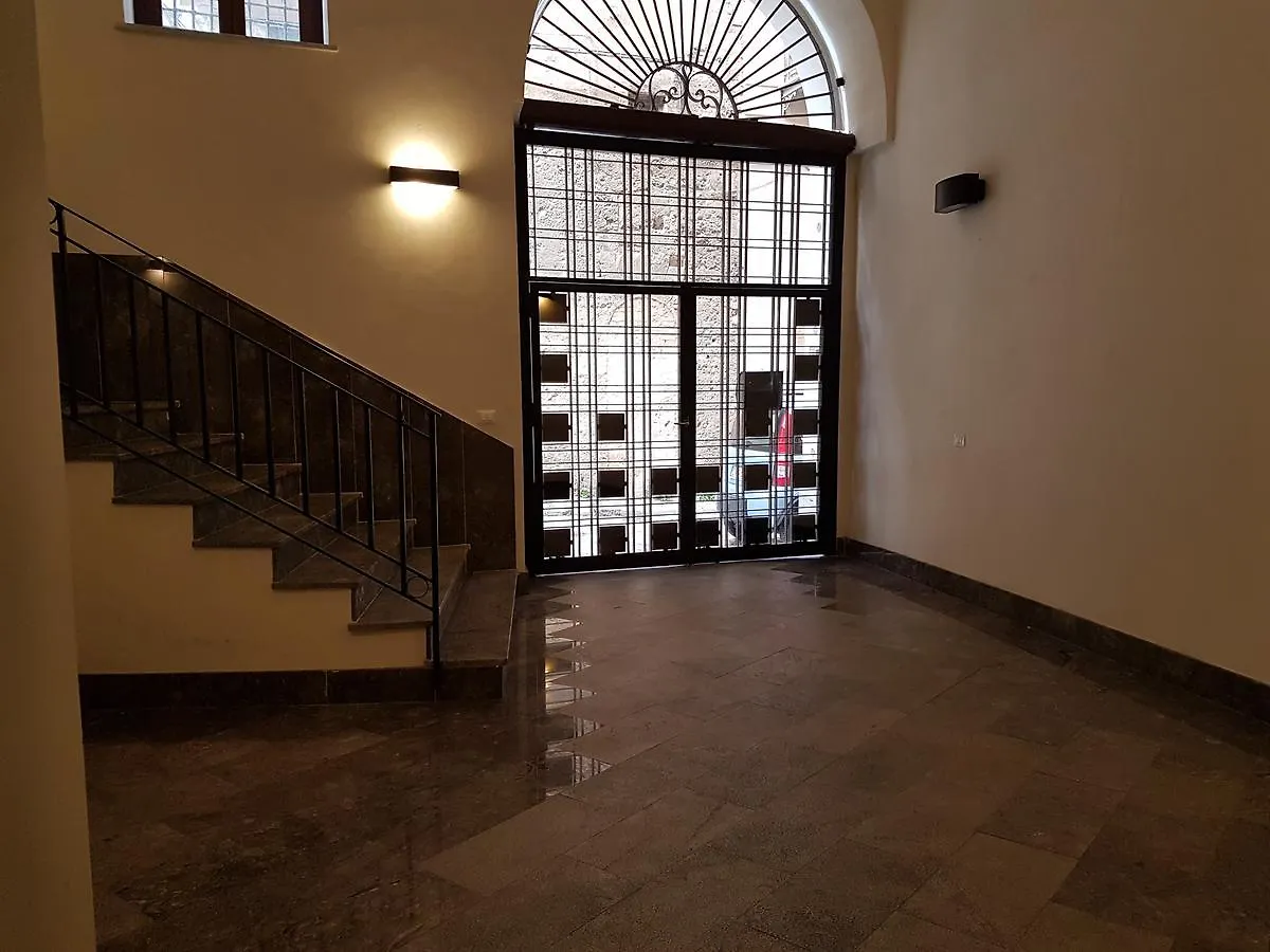 Bed & Parking Apartment Palermo 0*,  Italy