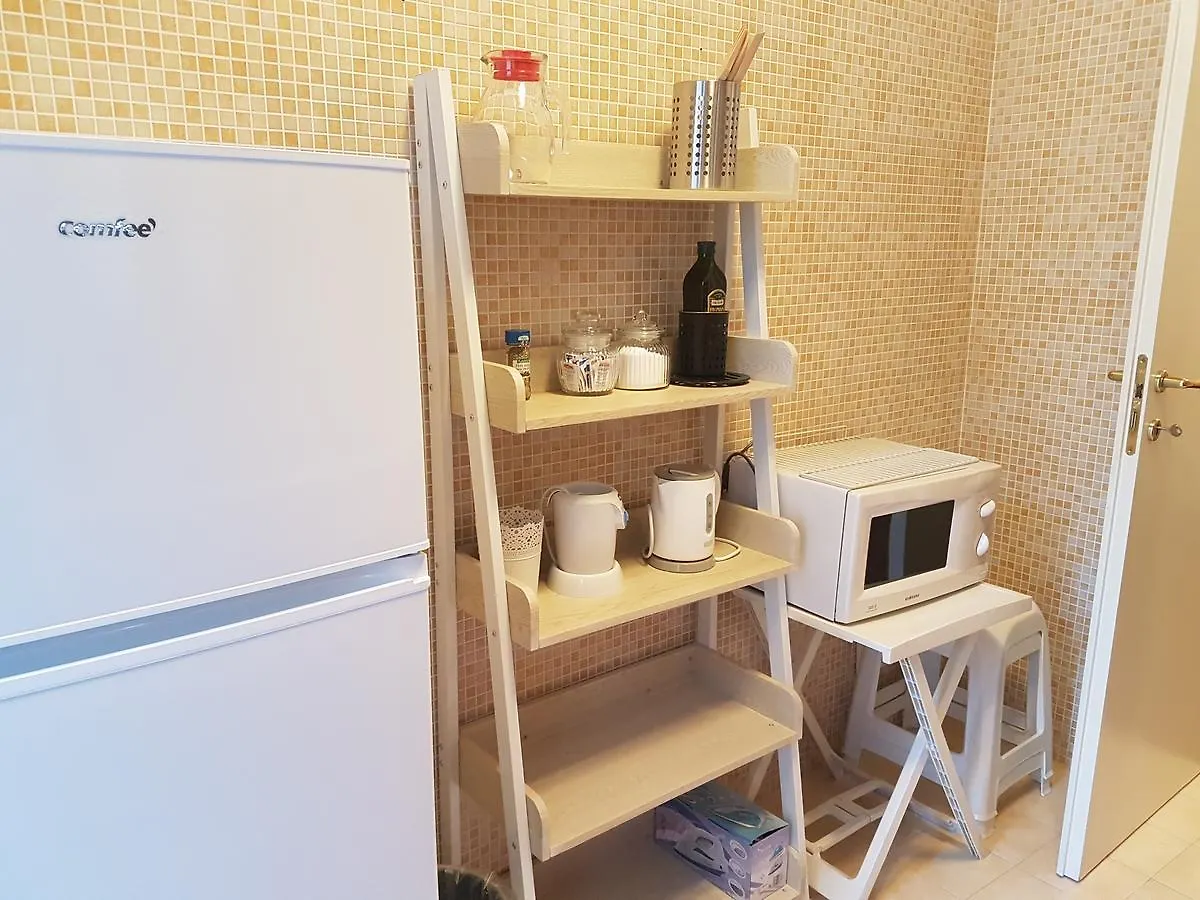 Bed & Parking Apartment Palermo 0*,